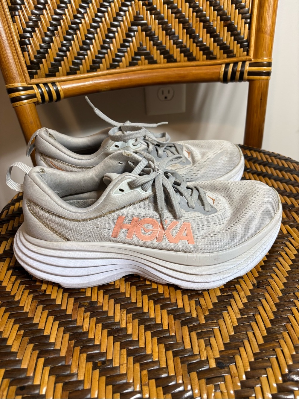 Hoka Bondi 8 Running Shoes Women’s 7.5 Gym